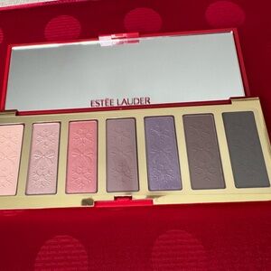 Estée Lauder Limited Edition 7-Pan Eyeshadow Palette – Holiday Glam Neutral